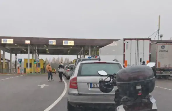 Пропускной пункт "Бенякони" на границе с Литвой
