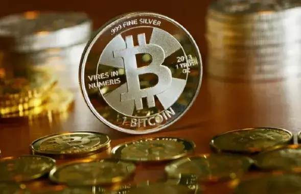 Криптовалюта, иллюстративное фото
