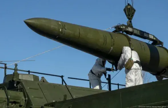 BELPOL: Подписанный договор позволяет отправлять белорусских военных в Украину и размещать ядерное оружие
