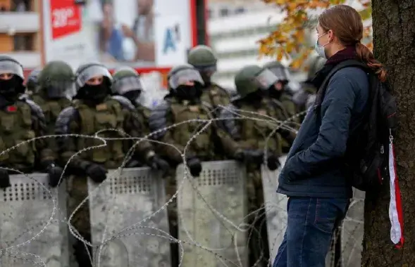 "Адзін дыктатарскі рэжым трымаецца за іншы"
