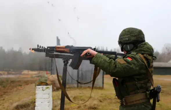 Заняткі ў 11-й асобнай гвардзейскай механізаванай брыгадзе
