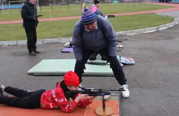 "Снежный снайпер" в Сморгони
