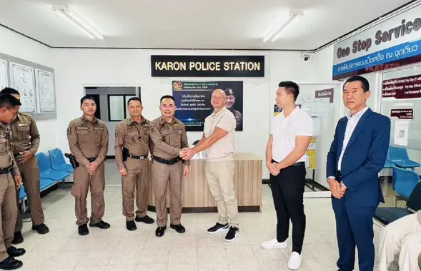 Белорусский турист в полиции
