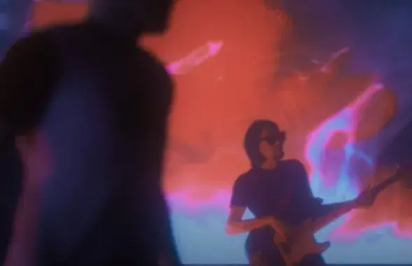 Кадр з кліпа "Apošnija Tancory" гурта Sož
