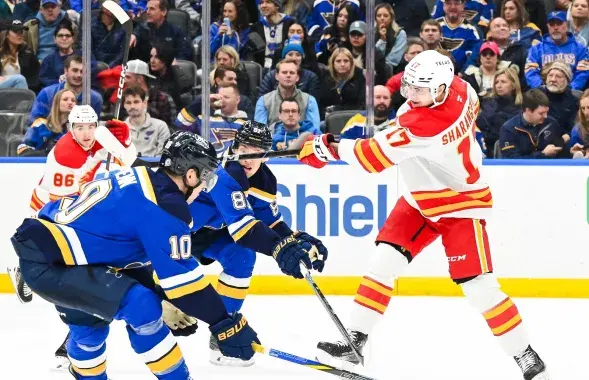 Атакуе Ягор Шаранговіч
