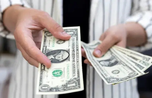 Валюта, иллюстративное фото
