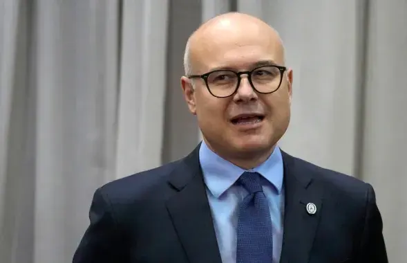 Премьер Сербии Милош Вучевич уходит в отставку
