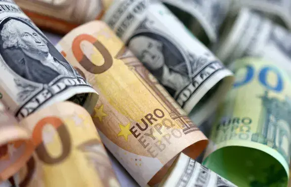 Валюта, иллюстративное фото
