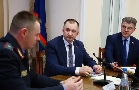 На совещании в ГУВД были министр внутренних дел и председатель Мингорисполкома
