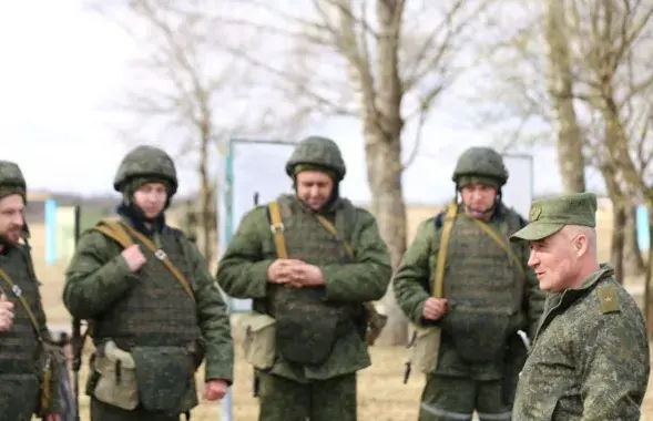 Военные сборы, иллюстративное фото
