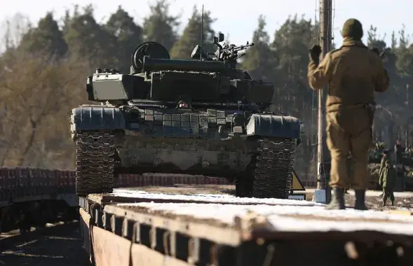 Утверждается, что договор "носит оборонительный характер"
