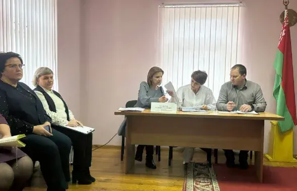 Районная комиссия ожидает прихода безработных
