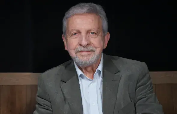 Аляксандр Мілінкевіч
