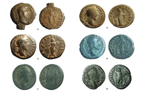 Копии римских динариев III века