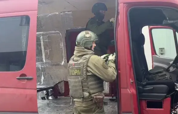 Поиск взрывчатки
