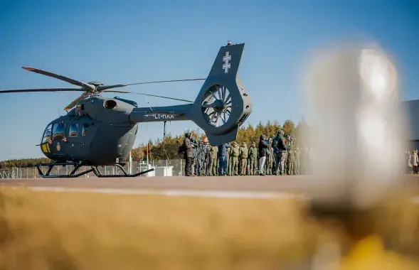 Вертолет будет сопровождать поезда
