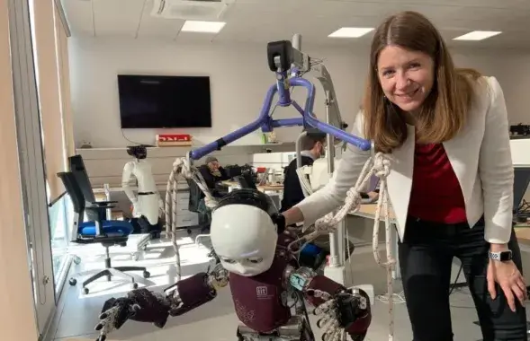 Юлия Сандамирская