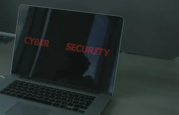 Компьютерная безопасность, иллюстративное фото
