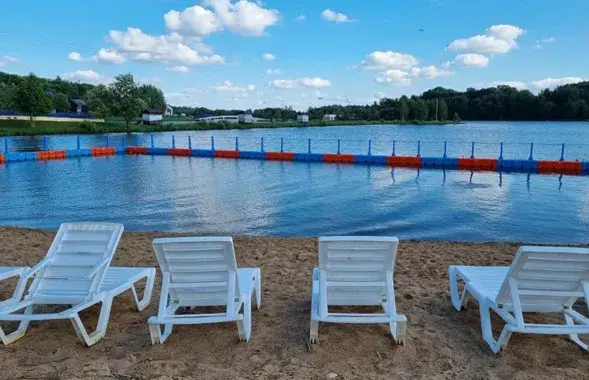 Пляж, иллюстративное фото
