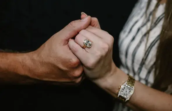 Пярсцёнак Тэйлар Свіфт
