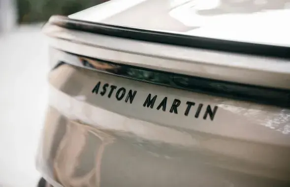 Любы аўтамабіль Джэймса Бонда
