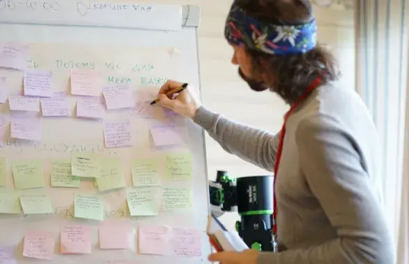 В программе были научные доклады, неформальные дискуссии и технические воркшопы
