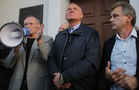 Владимир Никляев / Николай Статкевич / Анатолий Лебедько
