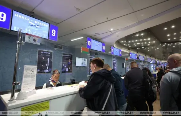 Першы рэйс на Фукуок
