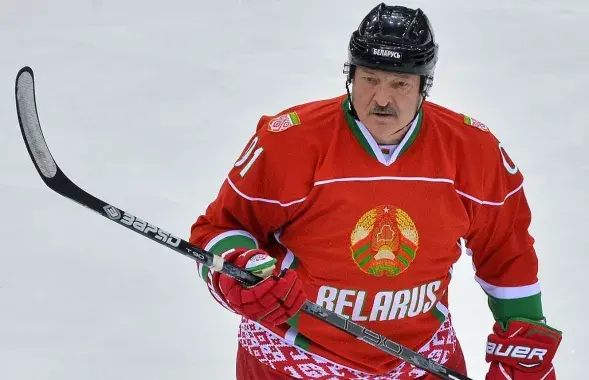 Аляксандр Лукашэнка на лёдзе
