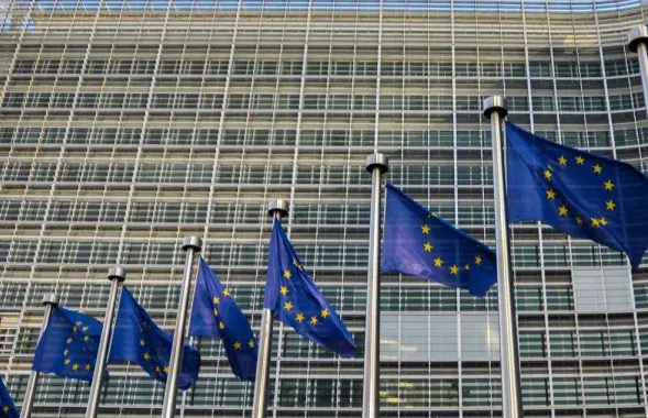 Европа манит, но путь далёкий
