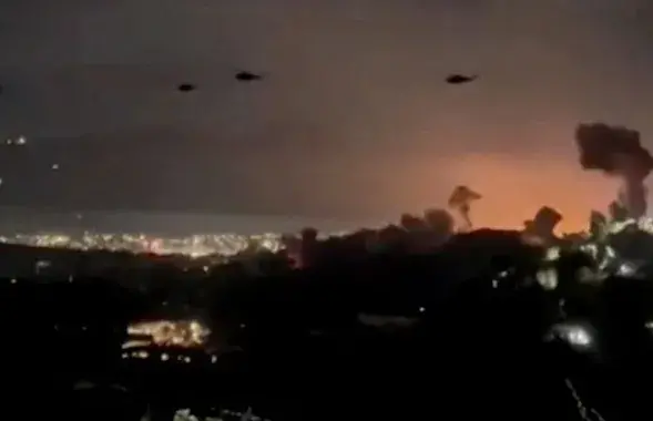 Амерыканскія верталёты над Каракасам
