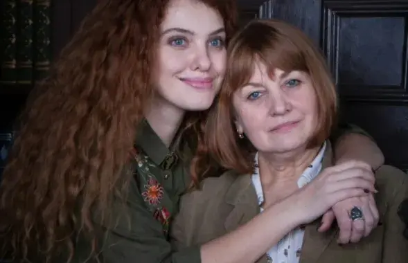 Катерина Водоносова с матерью Нелли
