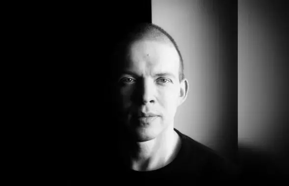 Максим Знак
