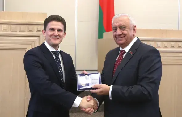 Денис Тумаш и Михаил Мясникович
