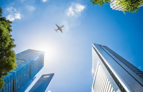 Аэропорт временно приостановил работу
