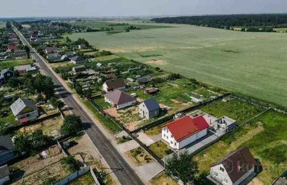Катэджы ў вёсцы Падліпкі
