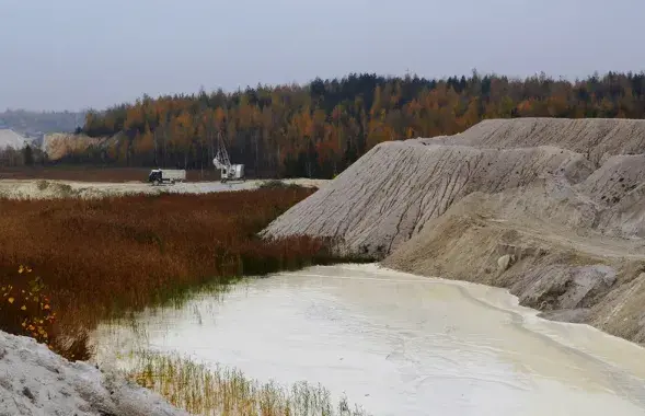 Месторождение белой глины в Украине. Фото носит иллюстративный характер
