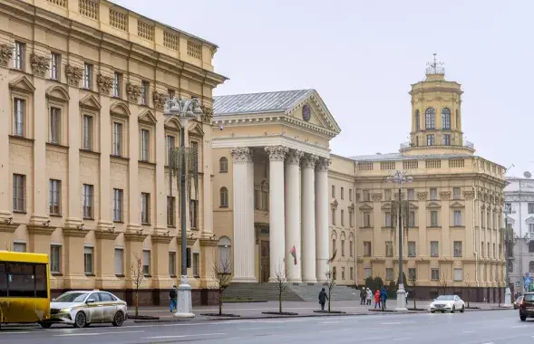 Арганізацыя BELPOL зняла фільм у трох частках пра шпіёнскую дзейнасць у МЗС Беларусі.

