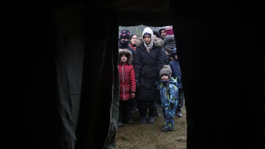 Баскаў прыехаў у лагер мігрантаў каля мяжы з Польшчай на два дні