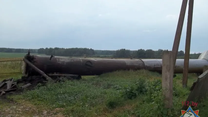 З'явіліся здымкі з месца падзення 10-метровай вежы ў Капыльскім раёне