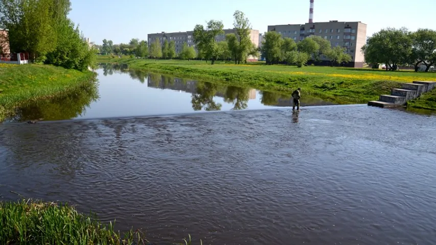 У Слуцку ўначы патанула дзяўчына, якая купалася з сяброўкай ў рэчцы