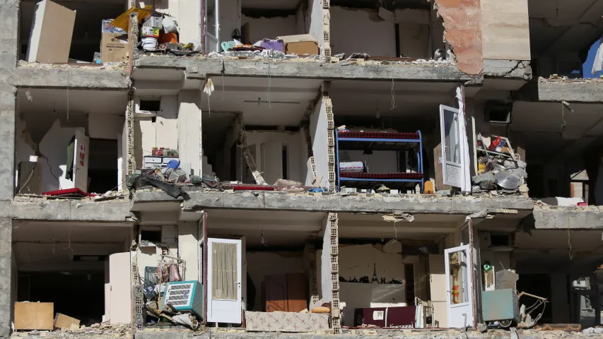 Колькасць ахвяр землятрусу ў Іране павялічылася да 372 чалавек