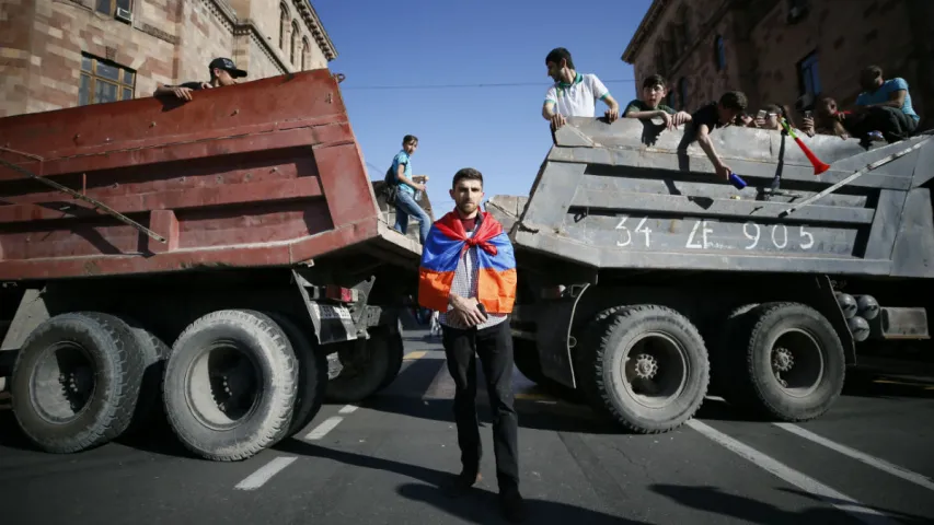 Кіруючая партыя Арменіі можа прагаласаваць за апазіцыянера Пашыняна