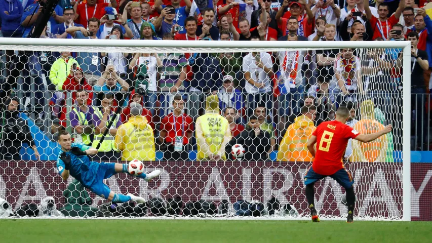 Россия и Испания в серии пенальти определили, кто пройдёт в ¼ ЧМ по футболу