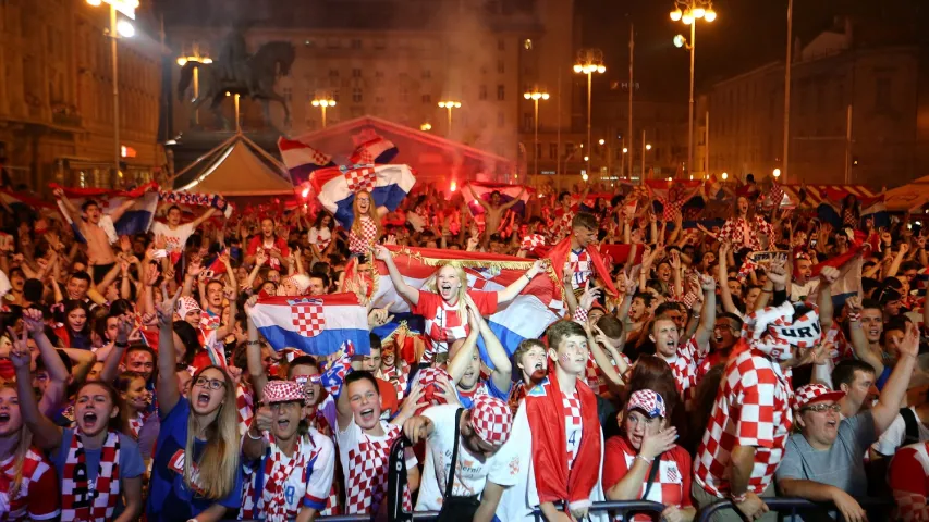 После матча. Как радуются и как грустят хорваты и россияне