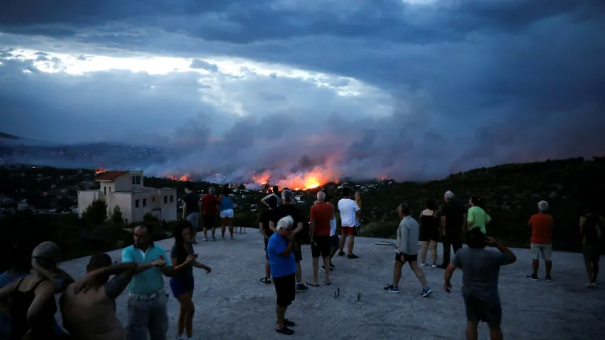 У Грэцыі маштабныя лясныя пажары, загінулі дзясяткі чалавек