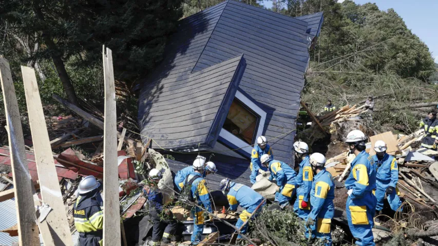 Як выглядаюць наступствы магутнага землятрусу ў Японіі (фота)