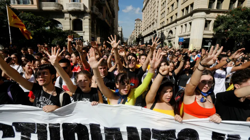 У Каталоніі працягваюцца масавыя пратэсты, з'явілася ідэя новага рэферэндума