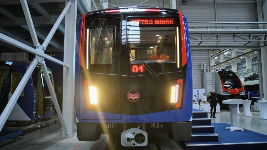 Новыя цягнікі для мінскага метро: як выглядаюць і калі з’явяцца