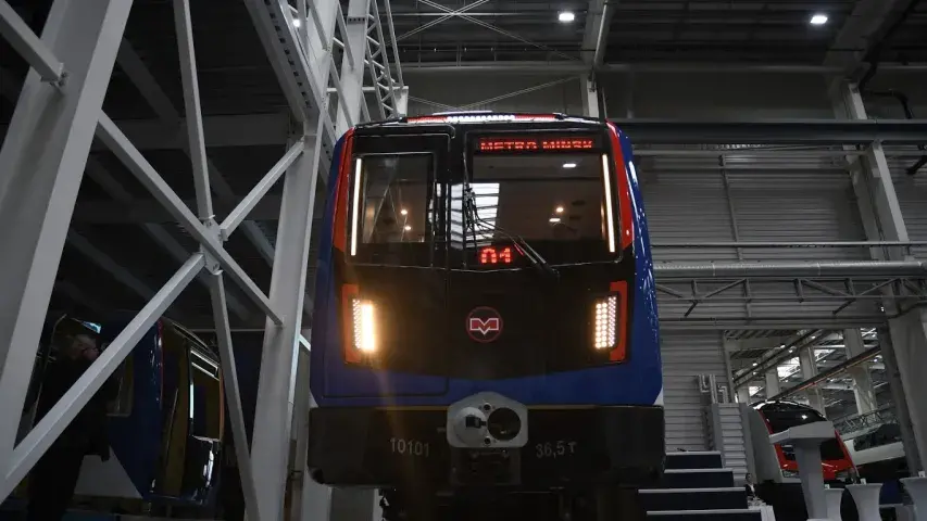 Новыя цягнікі для мінскага метро: як выглядаюць і калі з’явяцца